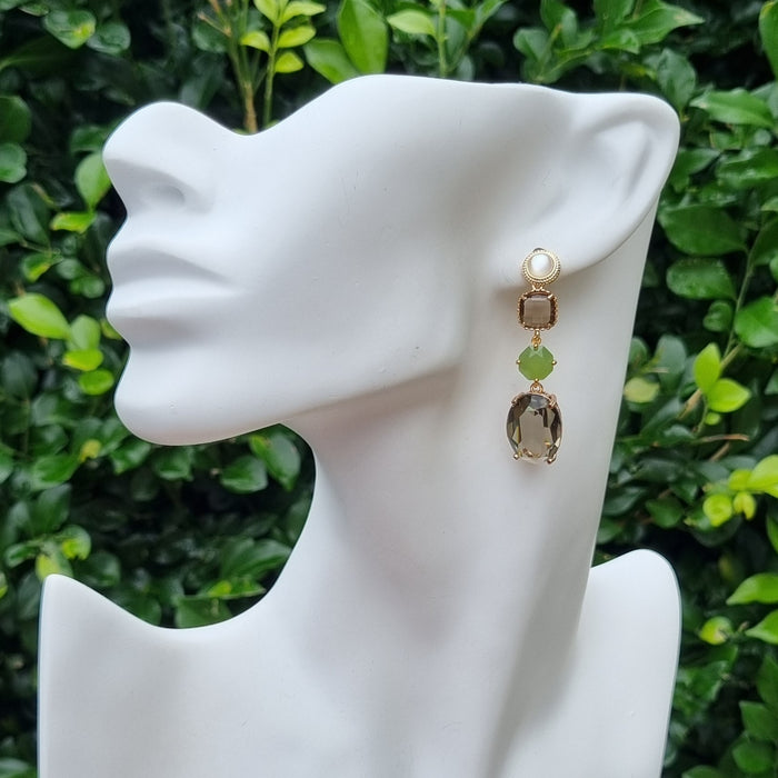 Primavera Crystal Earrings Mother Of Pearl Olive Green