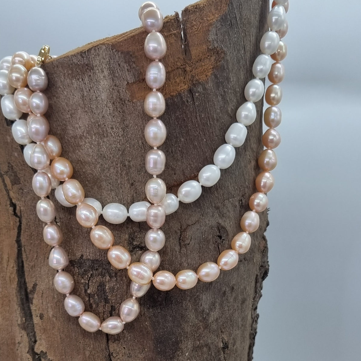 Perla Freshwater Pearl Necklace