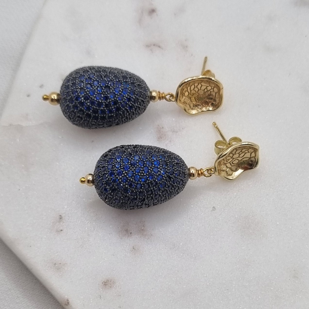 Meteor Shower Earrings Sapphire Eggs