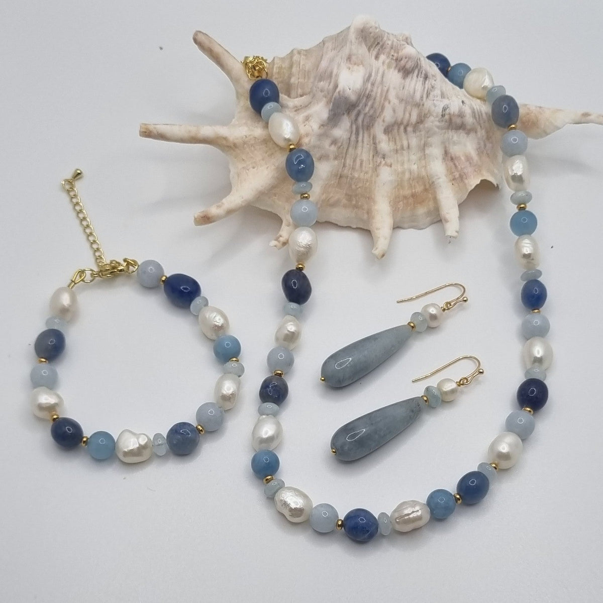 Serenity Aquamarine, Sodalite and Pearl Bracelet