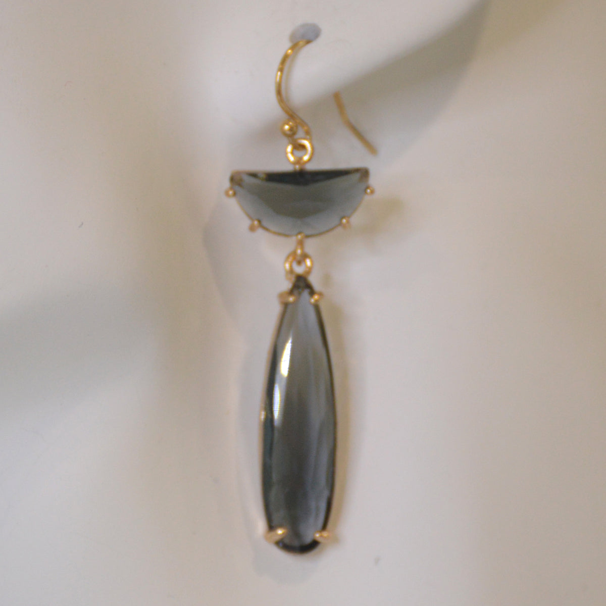 Gaeb Quartz drop Earring