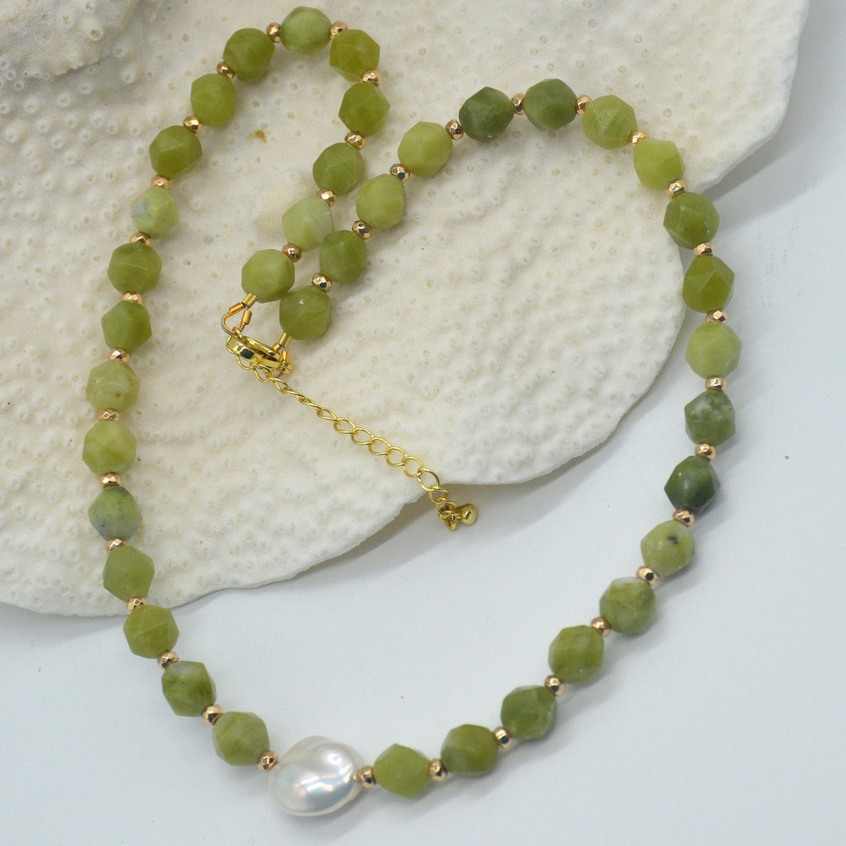 Star Keshi Pearl Southern Jade Necklace