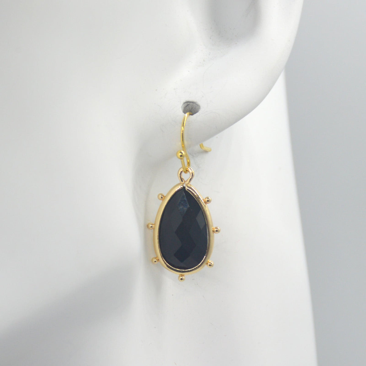 Aurulia Gemstone drop Earrings Onyx