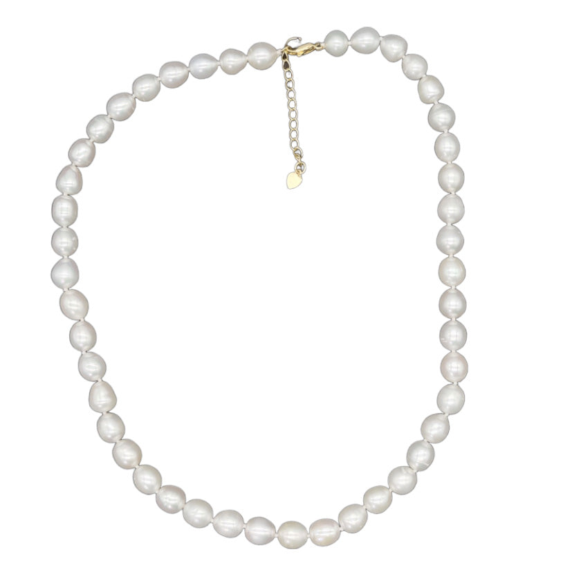 Perla Freshwater Pearl Necklace