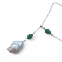 Amis Baroque Freshwater Pearl Slider Drop Necklace Green Onyx