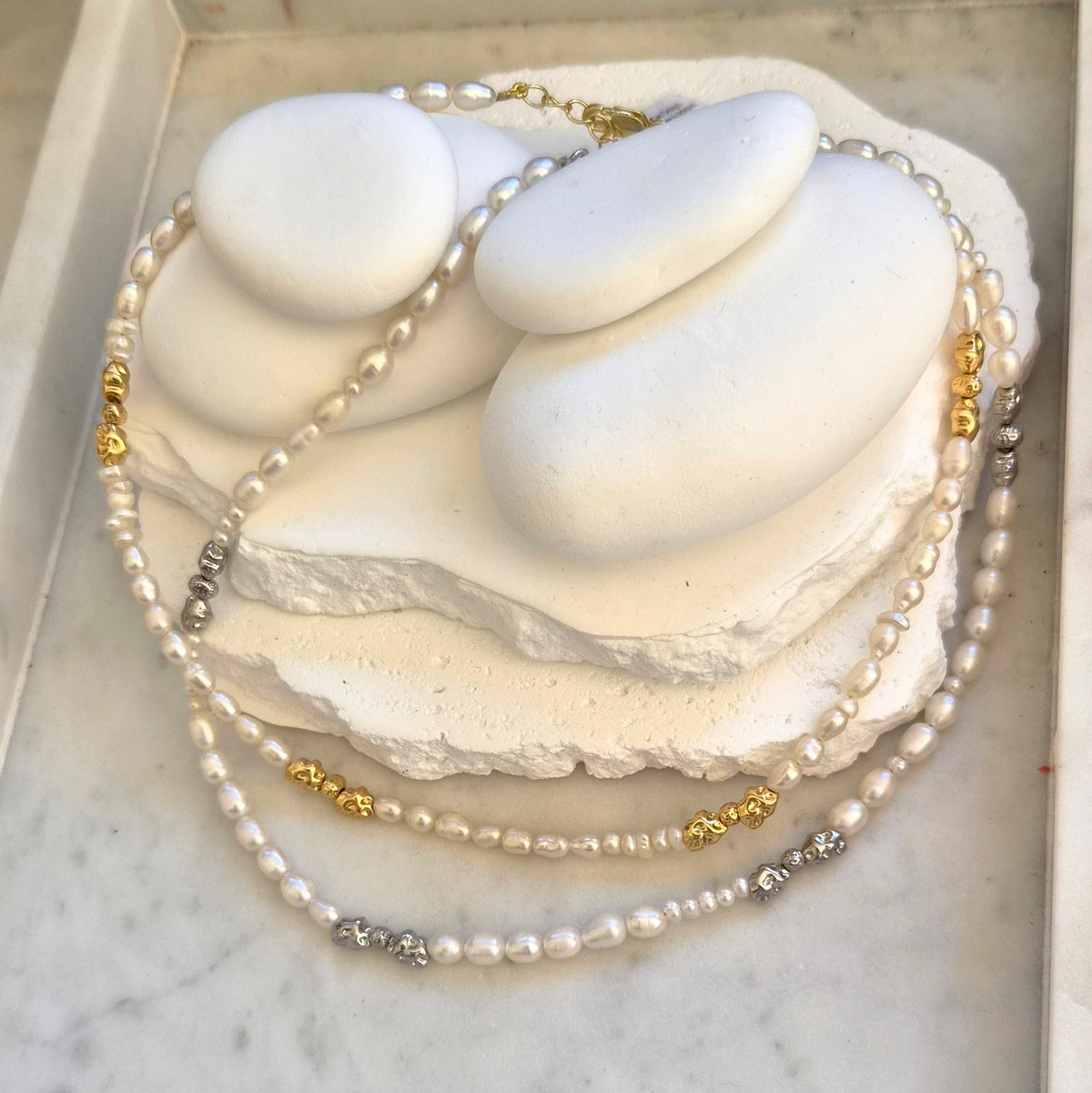 Aranta Pearl Necklace Gold and Silver