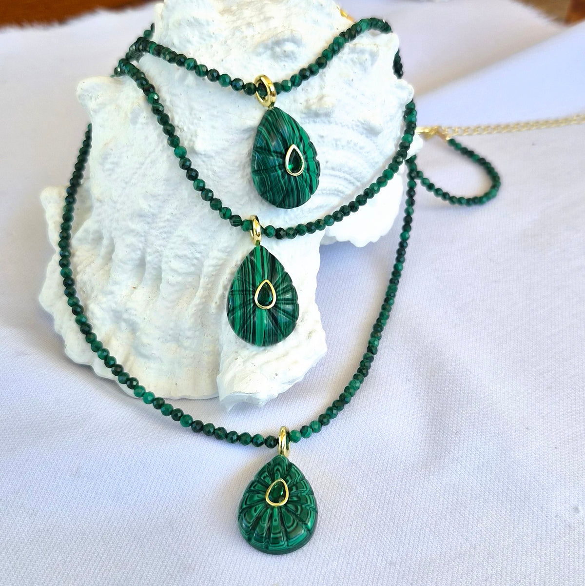 Aurevella Malachite Necklace with Malachite Pendant