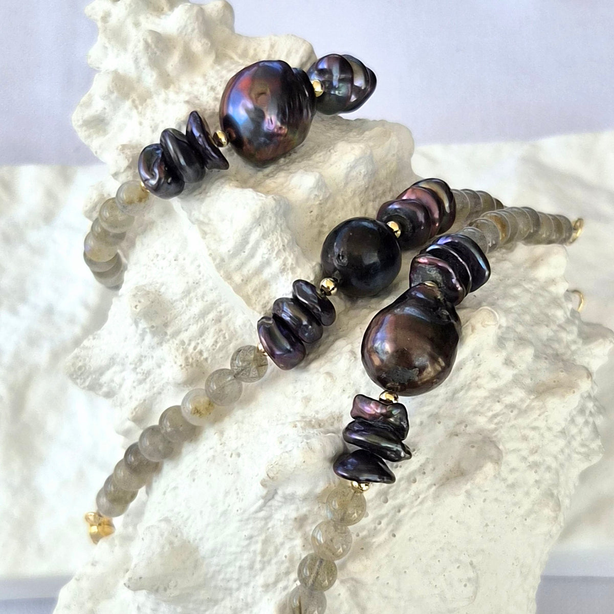 Averelle Grey Pearl with Labradorite Bracelet