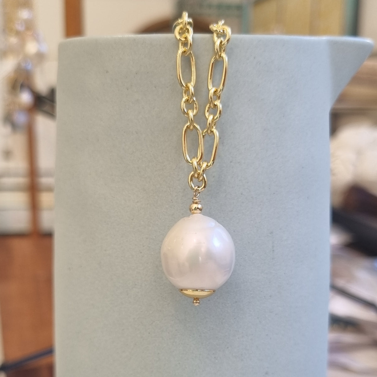Han Large Baroque round Freshwater Pearl on Toggle Chain Necklace