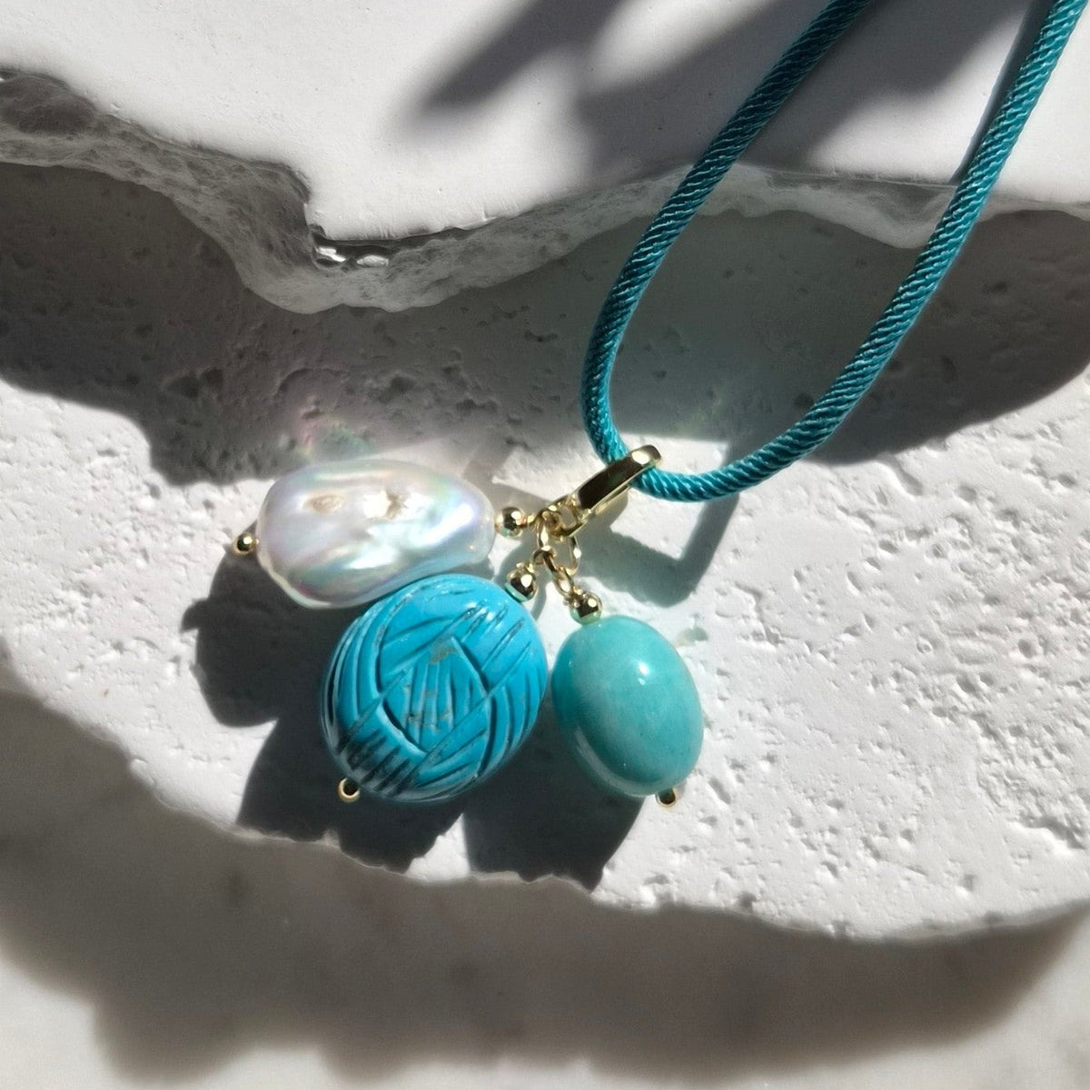La Petite Adjustable Sliding Cord necklaces-Blue Aqua