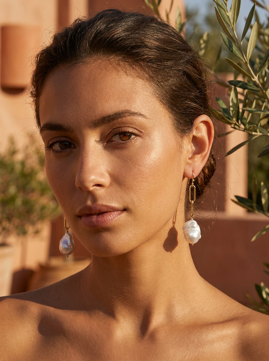 Navigio Paperclip large Baroque Freshwater Pearl Earrings