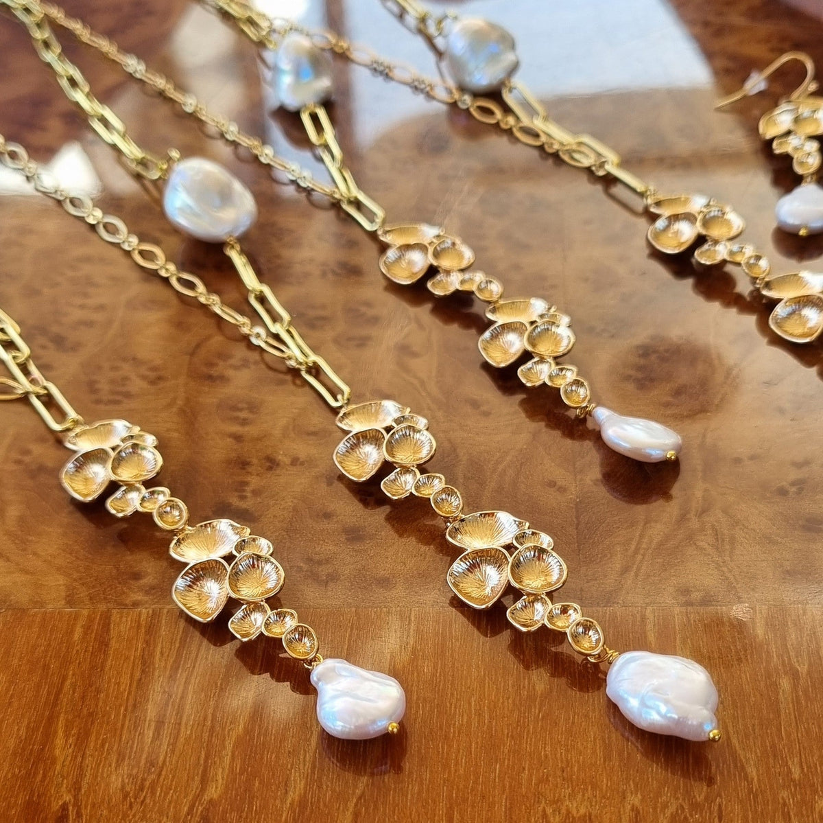 Navigio Paperclip large Baroque Freshwater Pearl Paperclip Chain Necklace