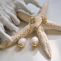 Pearlicious Marine Pearl Earrings