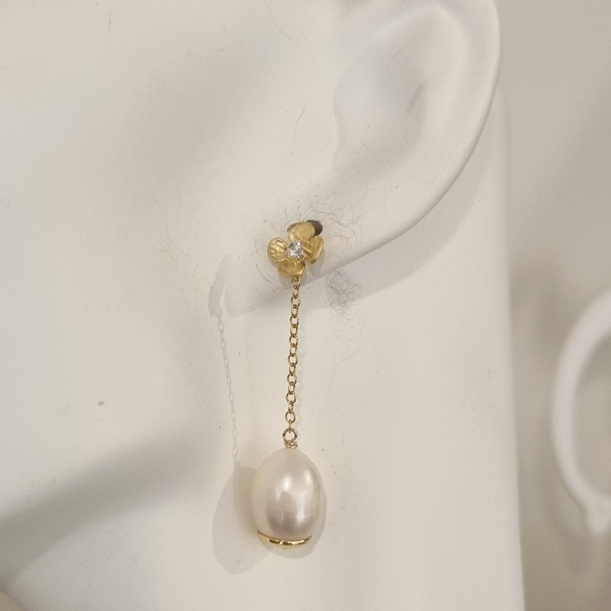 Pearlicious Marine Pearl Earrings