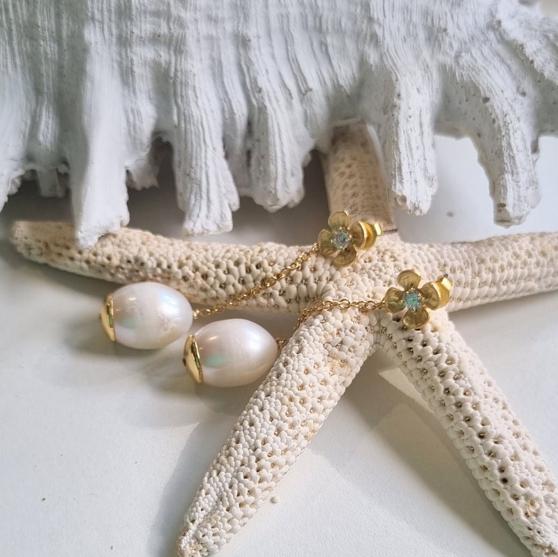 Pearlicious Marine Pearl Earrings