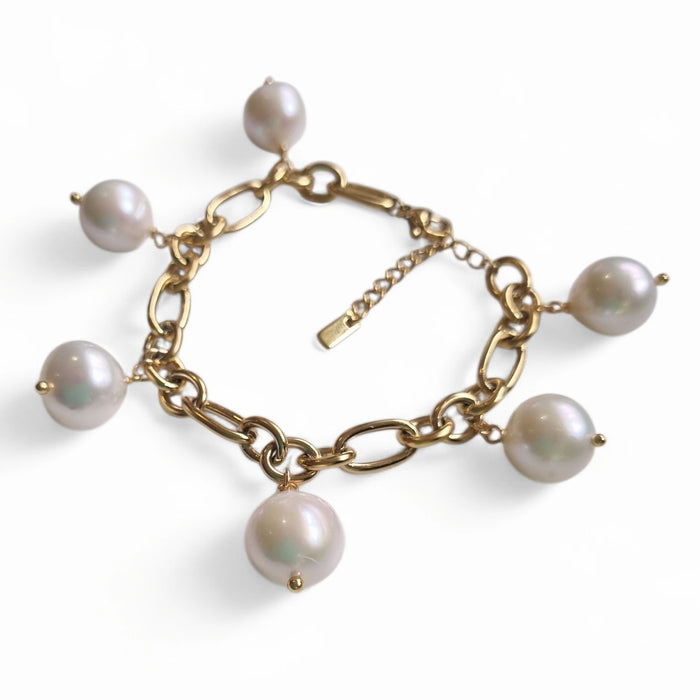 Pearlicious Round Pearl Charm Bracelet