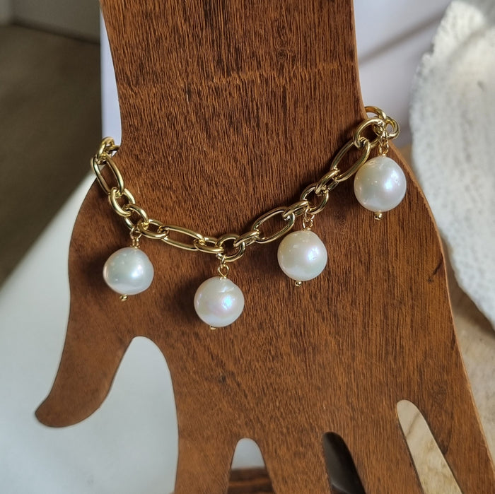 Pearlicious Round Pearl Charm Bracelet