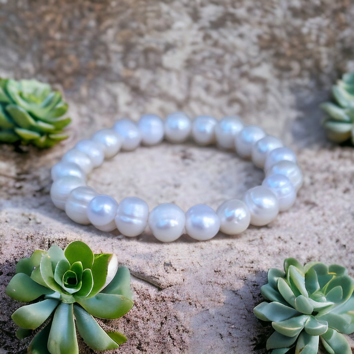 Oceano Freshwater Pearl Elastic Bracelet