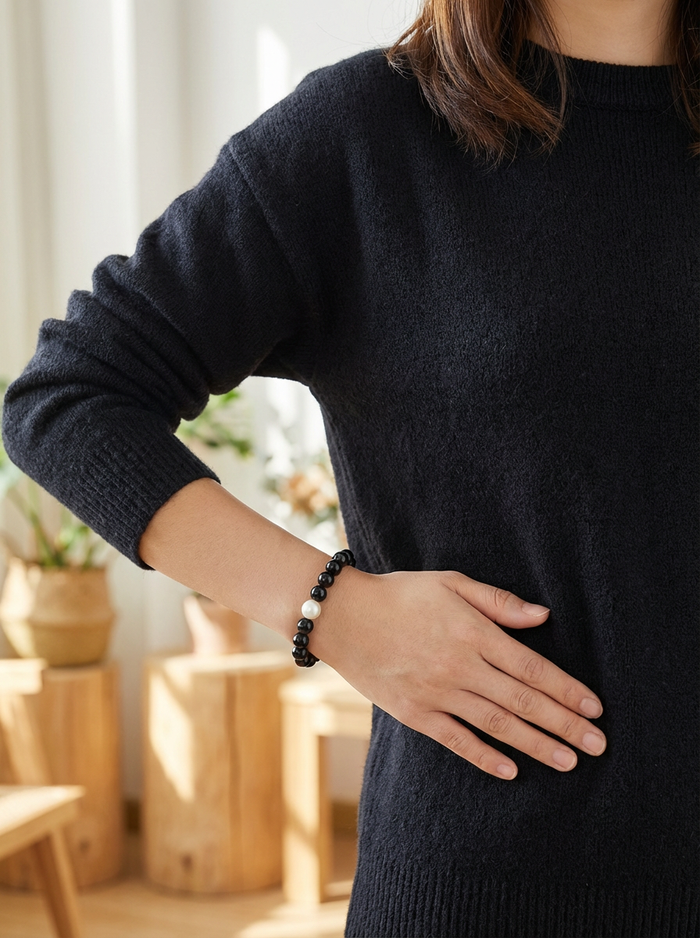 Smokey Quartz and Freshwater Pearl Elastic Bracelet