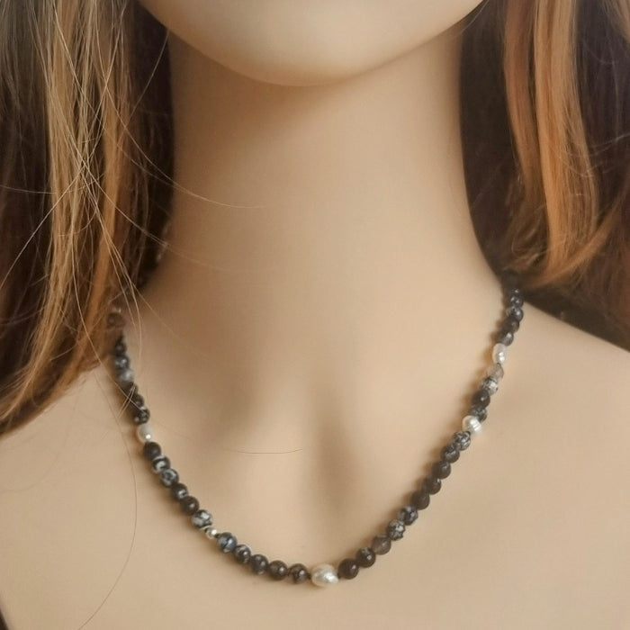 Sugerloaf Pearl Necklace in Black Fire Agate