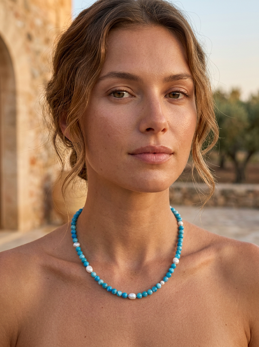 Sugerloaf Pearl Necklace in Blue Apatite
