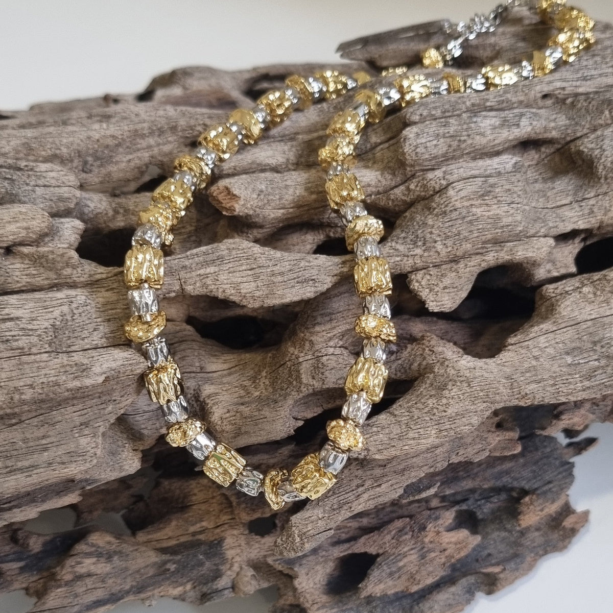 Valeria Necklace in Gold and Platinum