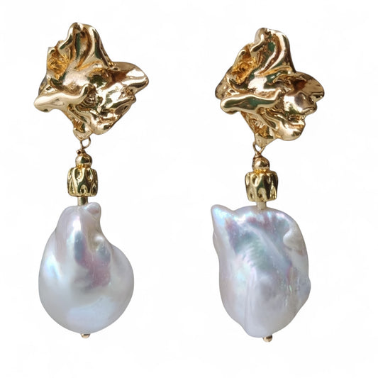 Verona Baroque Pearl Earrings