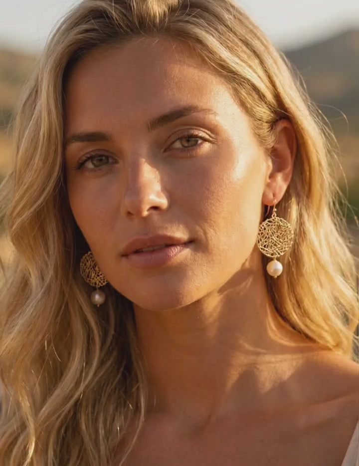 Louise Freshwater Pearl Round Woven Earrings