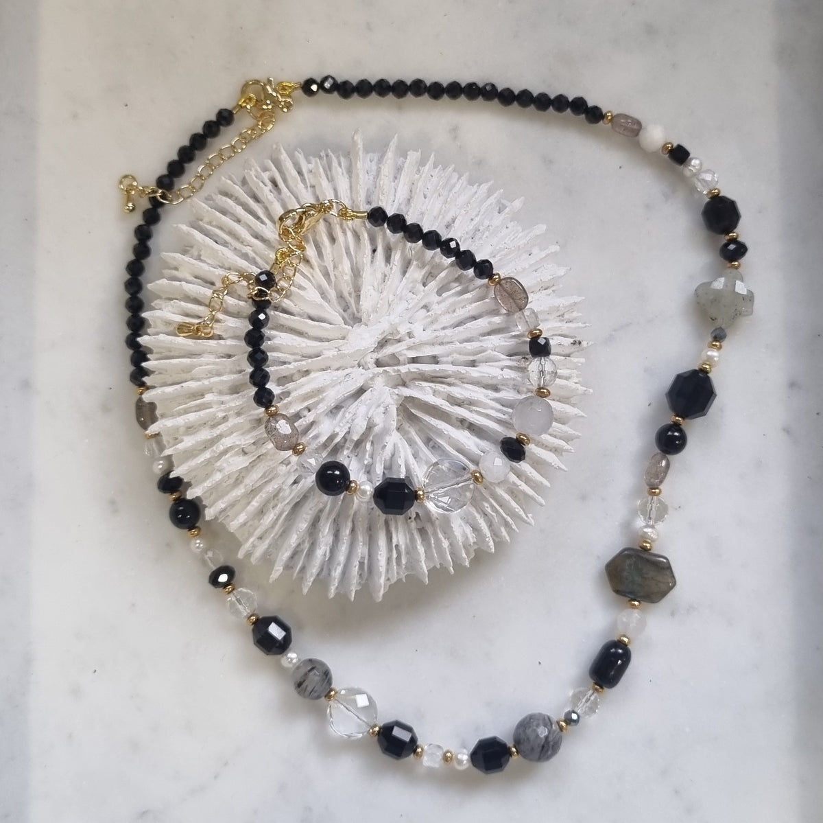 Mariposa Necklace Black-Spinel, Labradorite and Pearl