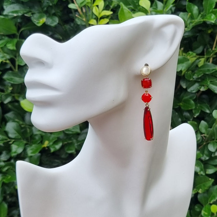 Primavera Crystal Earrings Mother of Pearl Red