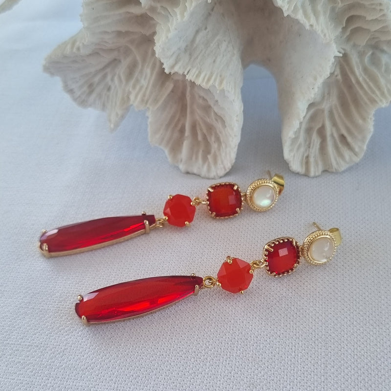 Primavera Crystal Earrings Mother of Pearl Red