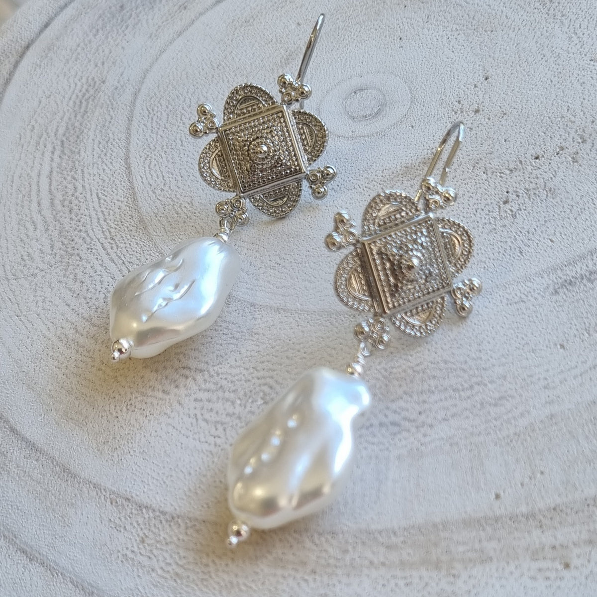 Aphrodite Pearl Drop Earrings