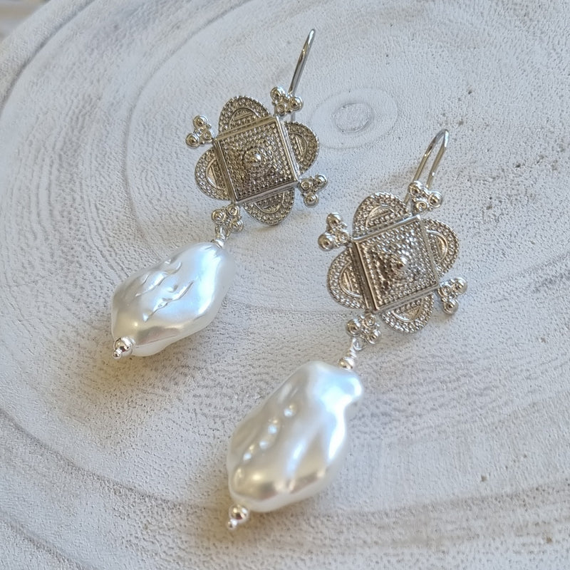 Aphrodite Pearl Drop Earrings