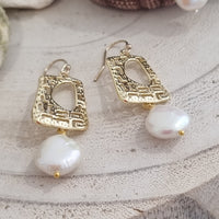 Golden Window Pearl Earrings