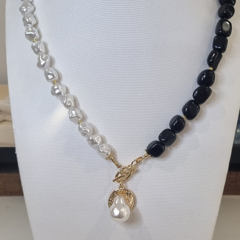 Maria Black Obsidian Pendant Necklace