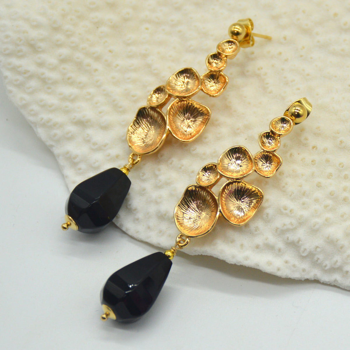 Lily Pad Onyx Gold Stud Earrings