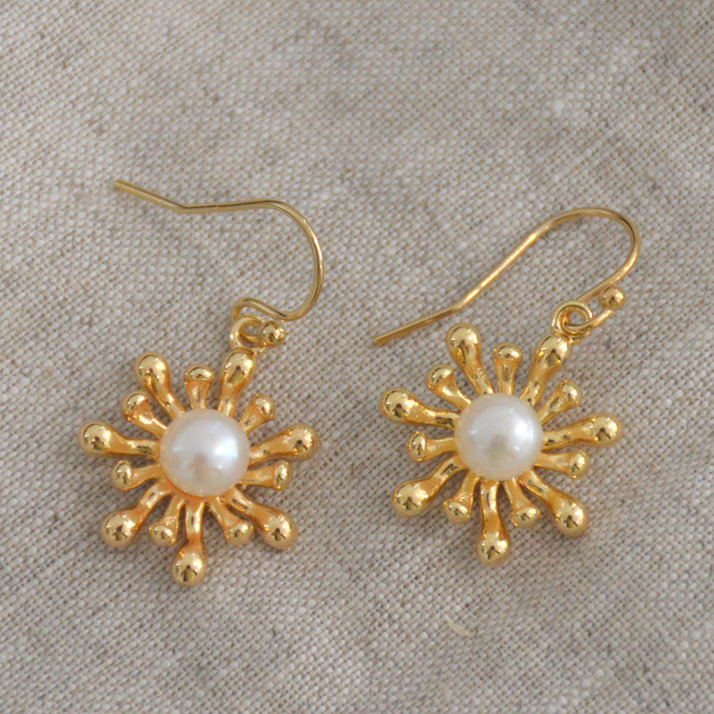 Anemone Freshwater Pearl Gold Earrings