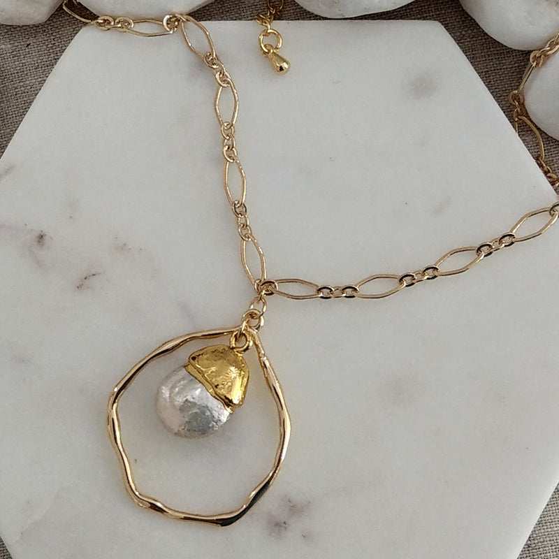 Baco Gold Baroque Pearl pendant Necklace