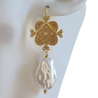 Aphrodite Pearl Drop Earrings